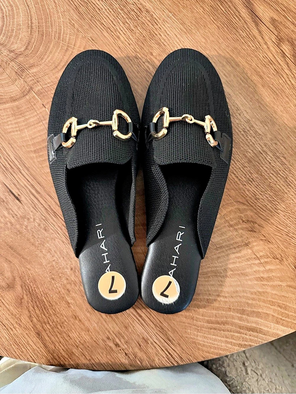 L'HARI Black Chain Mules